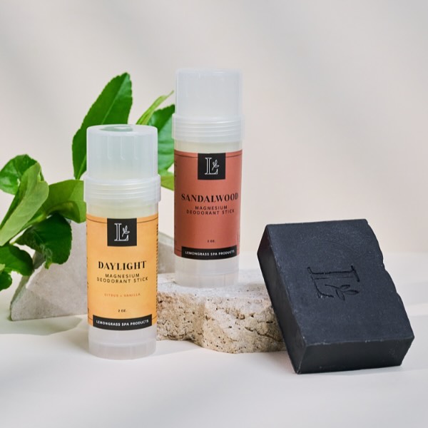 Fall is all about fresh starts—new routines, cozy sweaters, and maybe even a little self-care refresh. 🍁

Here’s a little insider tip: fall is actually the perfect time to switch to a natural deodorant! With cooler temps, you can skip the sweaty detox drama and ease into a cleaner routine with confidence. 🙌✨

Bonus tip: Pair your new deodorant with a detoxifying charcoal bar 🧼 for an even smoother transition.

Curious why this small change can make a big difference?

👉 Check out the full blog here: https://susanlarimer.com/aluminum-free-deodorant/